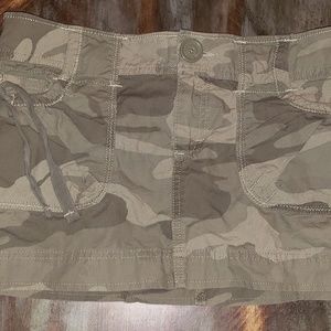 abercrombie kids camo skirt